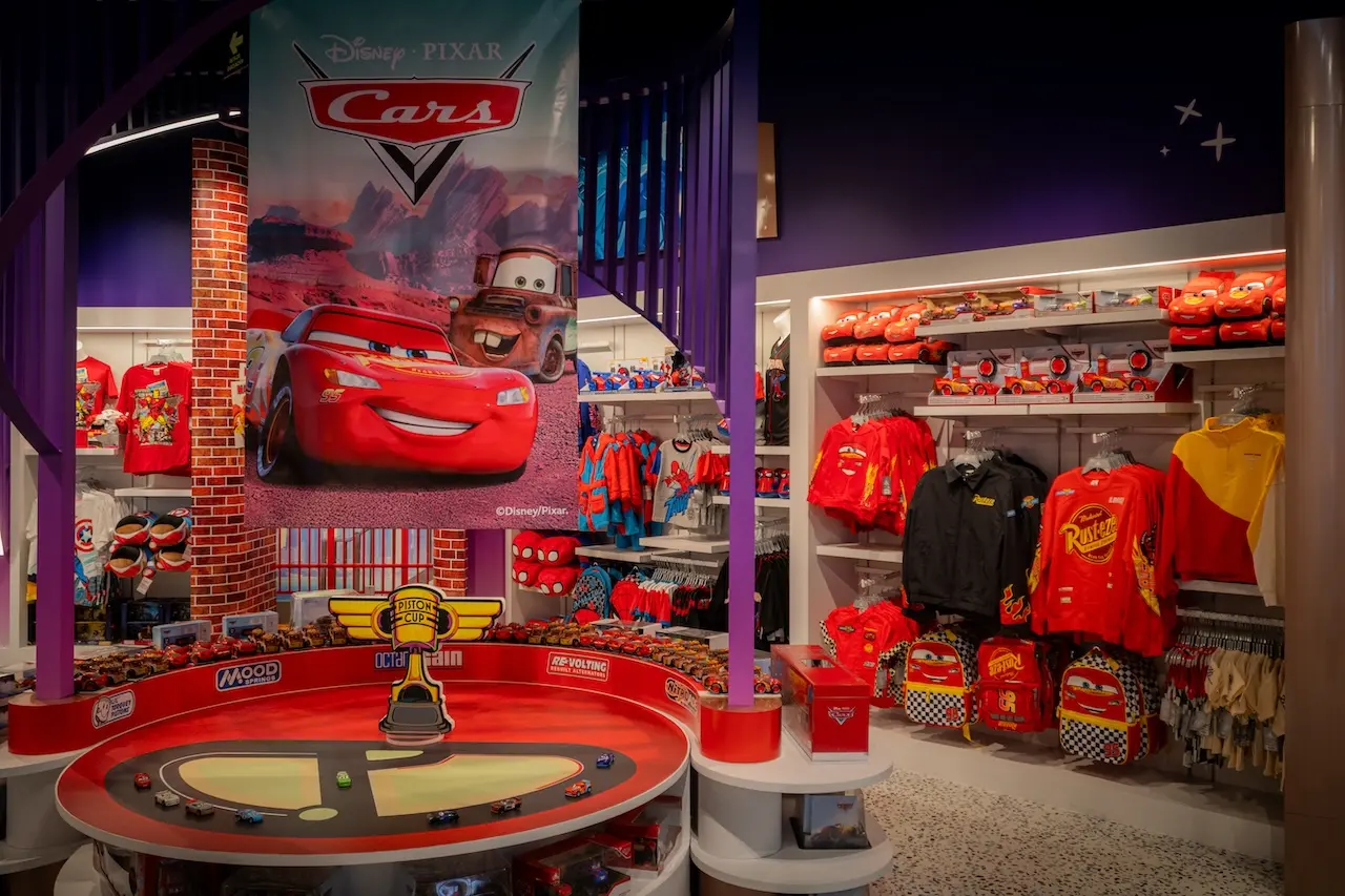 Disney Store Mexico Rayo McQueen