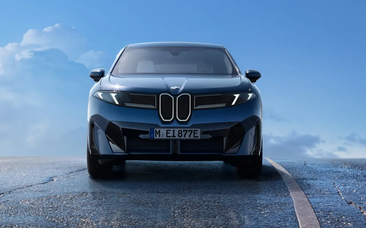 BMW iX3 conoce el nuevo vehículo eléctrico con el diseño Neue Klasse