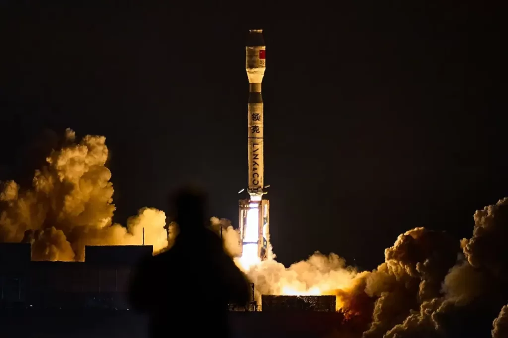 Lanzamiento GEESATCOM satelites órbita