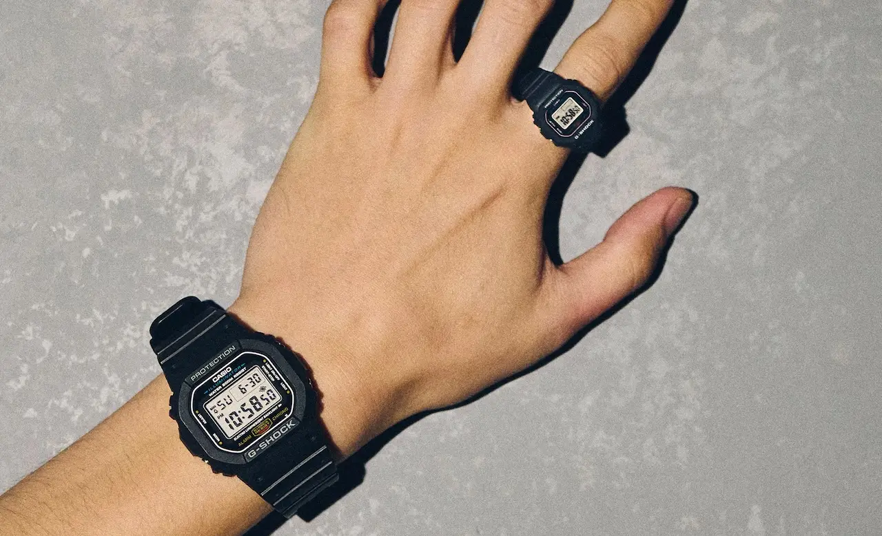 Casio G-SHOCK DWN-5600 anillo