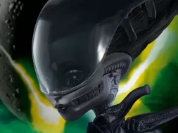 Monster High Skullector Alien Doll