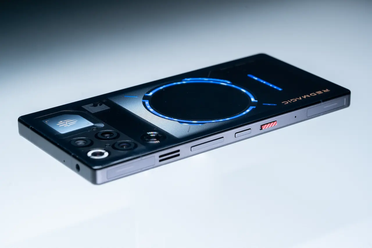 REDMAGIC 11 Pro: Así es su sistema de refrigeración dual de líquido y aire