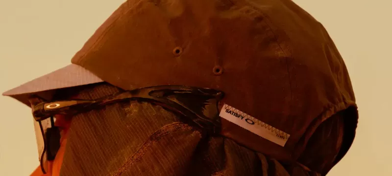 SATISFY y Oakley Stunt Devil