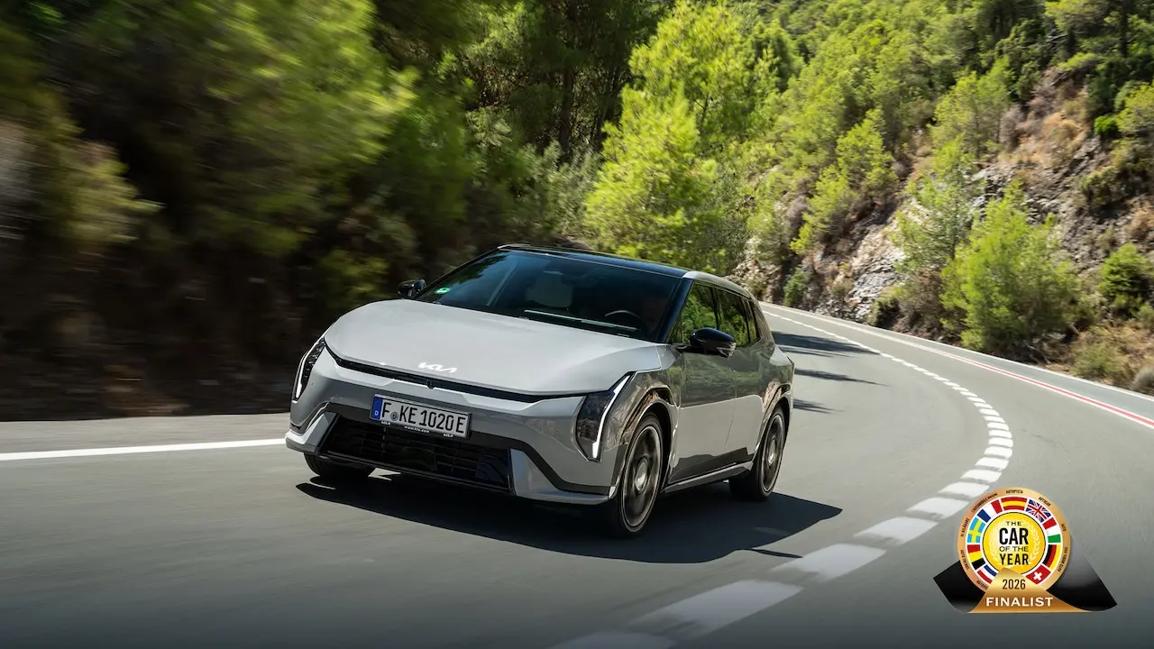 El Kia EV4 es finalista de la European Car of the Year 2026 (ECOTY) y las tiene de ganar