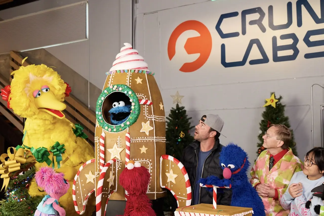 Feliz NaviDAR con Elmo y Mark Rober