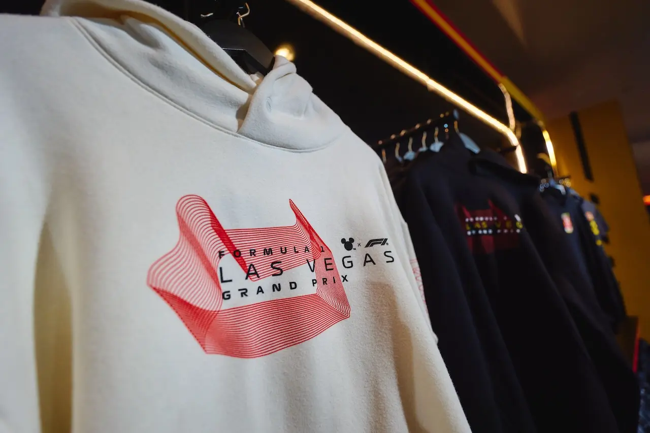 Formula 1 x Disney sudadera
