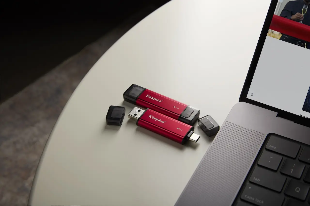 Kingston Dual Portable SSD