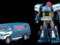 Transformers Stranger Things Freakwency and 8-Trax