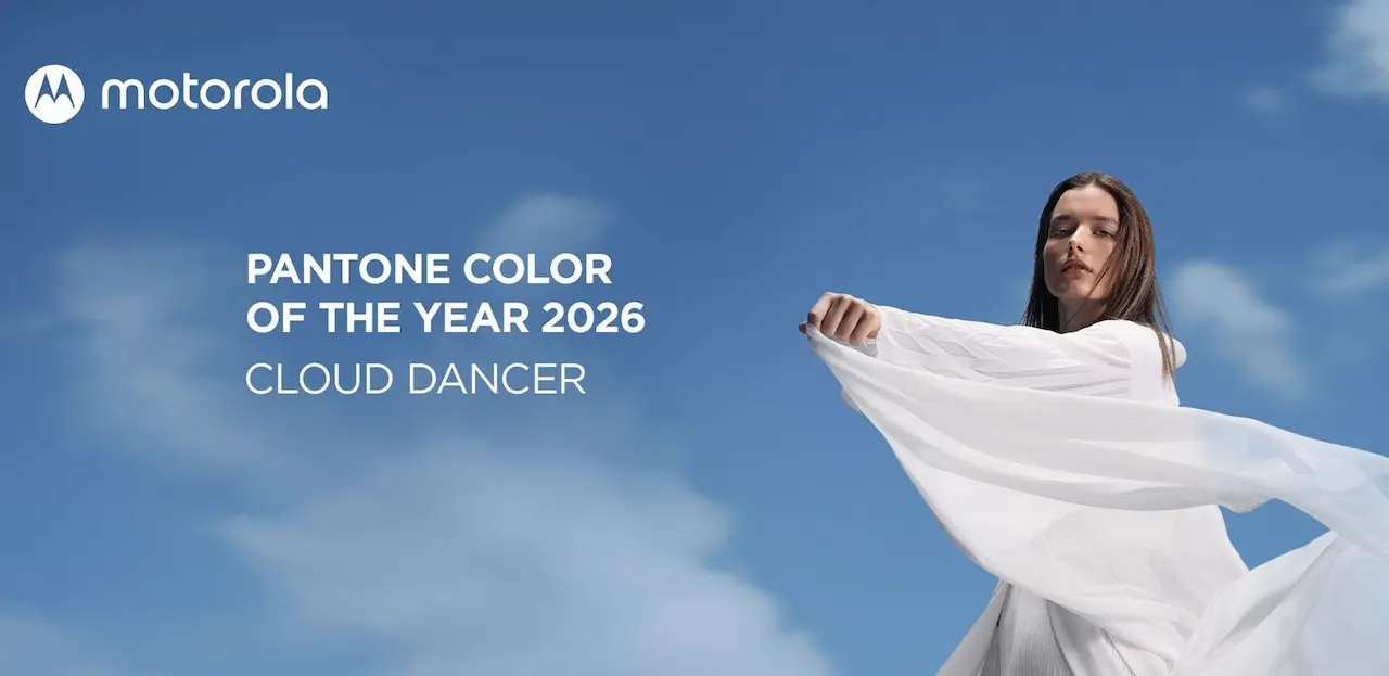 Motrorola x Pantone 11-4201 Cloud Dancer