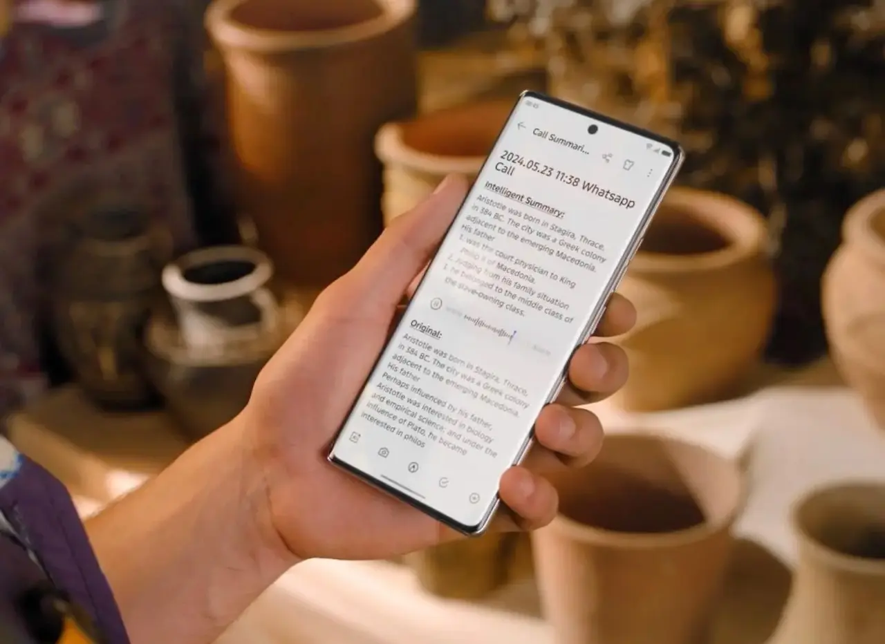 TECNO Ella IA llamadas