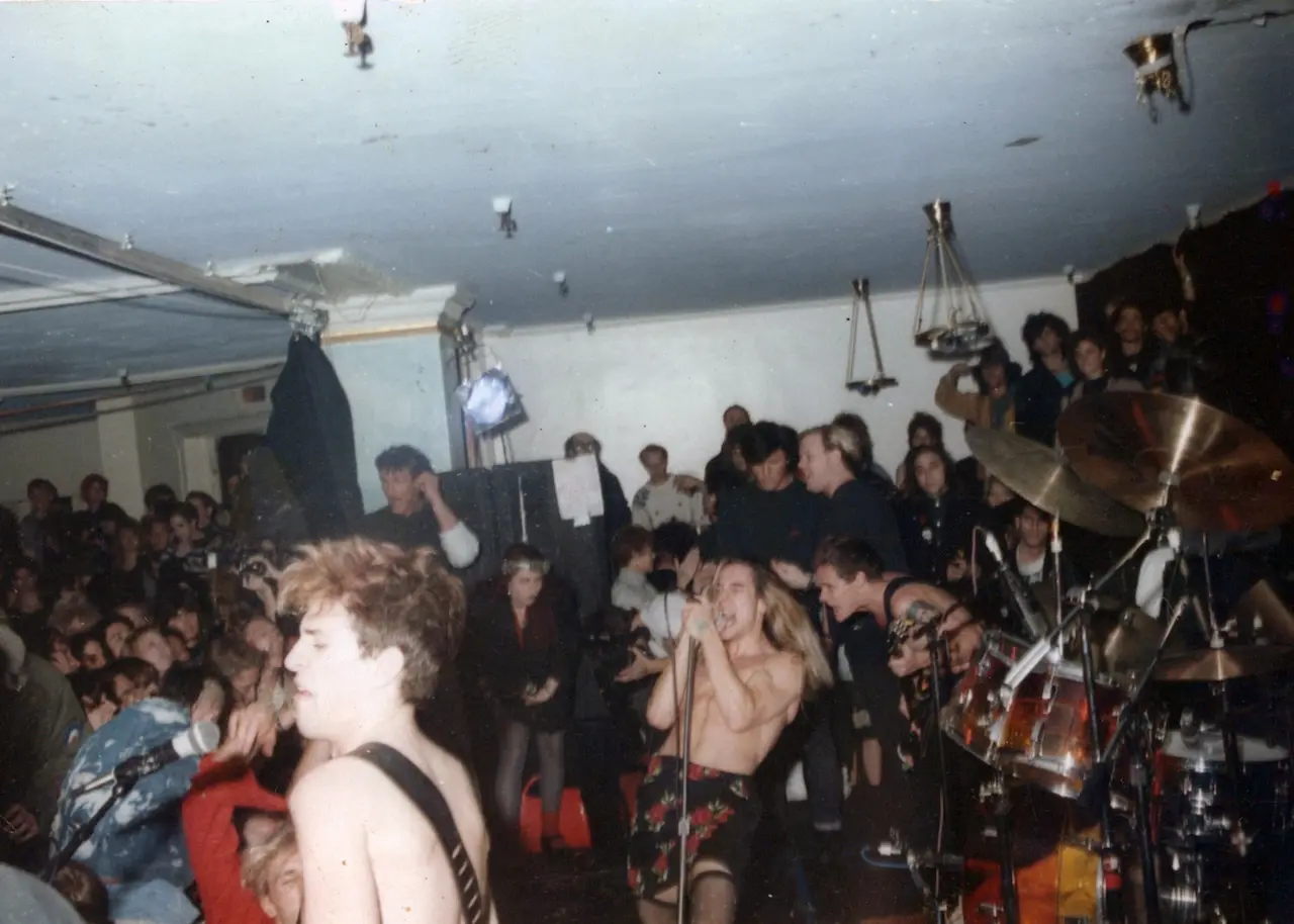 El origen de los Red Hot Chili Peppers Nuestro hermano Hillel