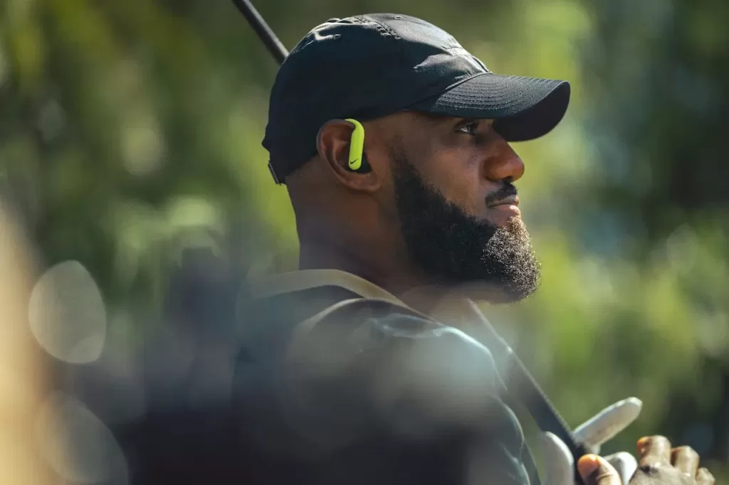 Powerbeats Pro_ 2 Nike Special Edition Lebron James