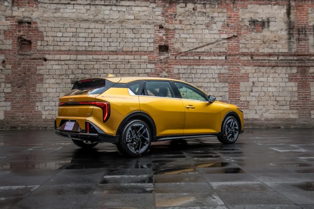 K4 Hatchback 2027 trasera