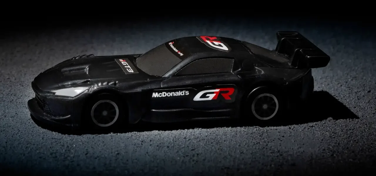 El Toyota GR GT3 que McDonald’s tendrá en su Cajita Feliz y que seguro querrás Toyota GR GT3 x McDonald’s