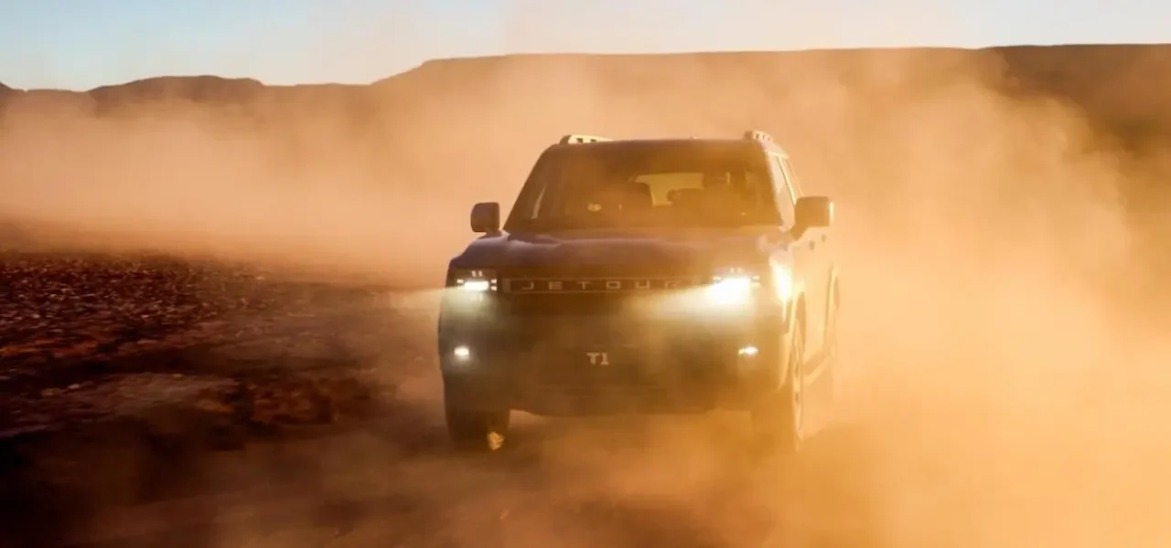 JETOUR T1 conquista el lugar más seco del mundo: el desierto de Atacama JETOUR T1 atacama arena