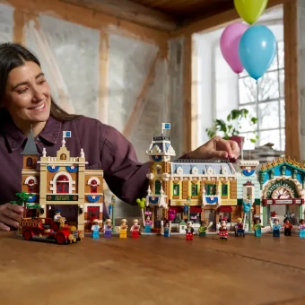 LEGO presenta el nuevo set Disney Main Street U.S.A. y este es su precio LEGO Disney Main Street U.S.A.