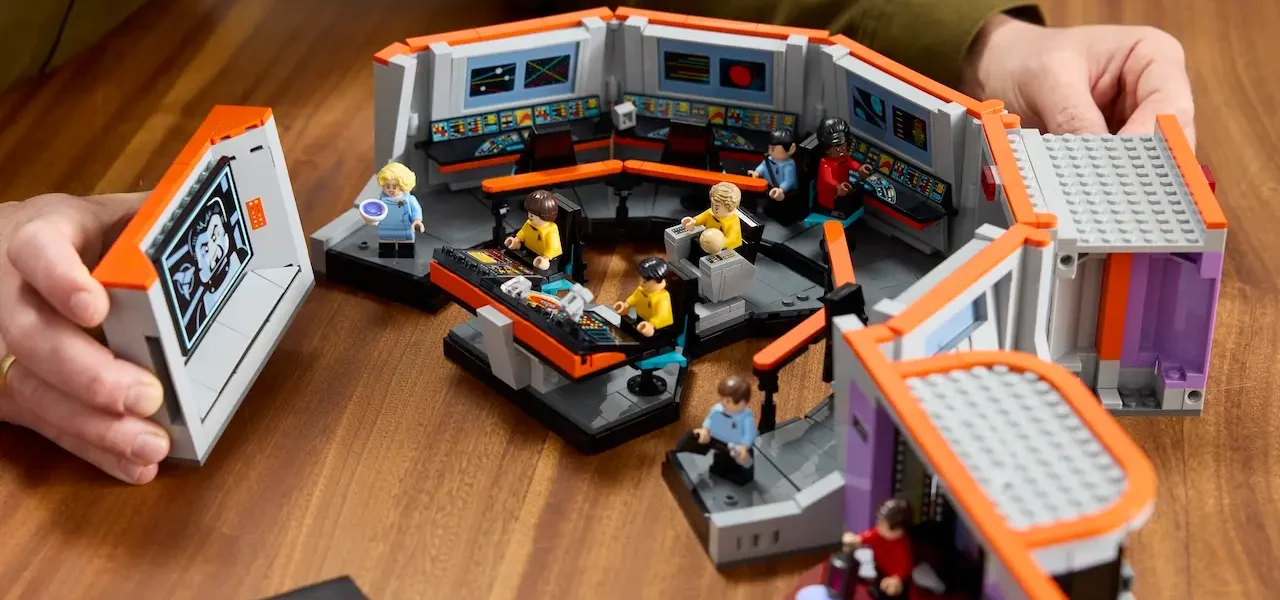 LEGO presenta set de Star Trek: Puente de la U.S.S. Enterprise NCC-1701 LEGO Star Trek Puente de la U.S.S. Enterprise NCC-1701
