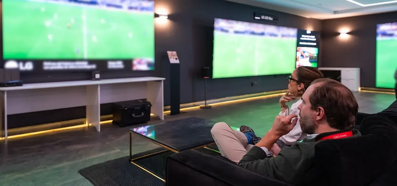 Las soluciones B2B de LG permiten una experiencia de futbol única LG Soluciones B2B futbol LG Magnit