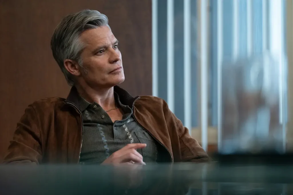 Lucky Timothy Olyphant
