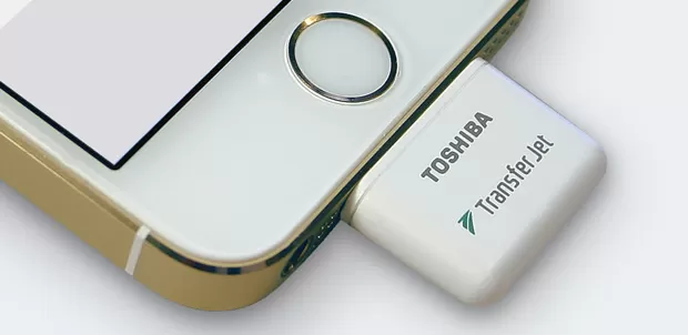 Toshiba TransferJET iPhone