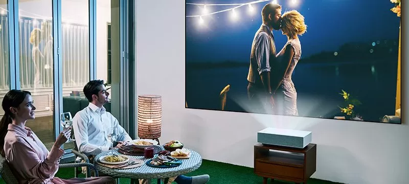 LG CineBeam HU715Q Ultra Short Throw